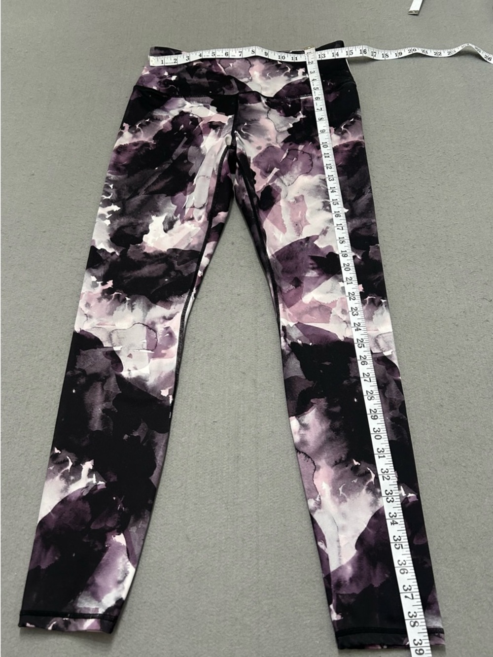GAIAM Black Purple White Watercolor Print Leggings - Picture 2 of 4